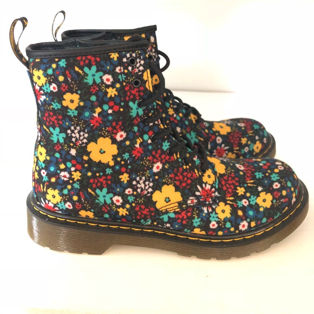 Floral doc martens